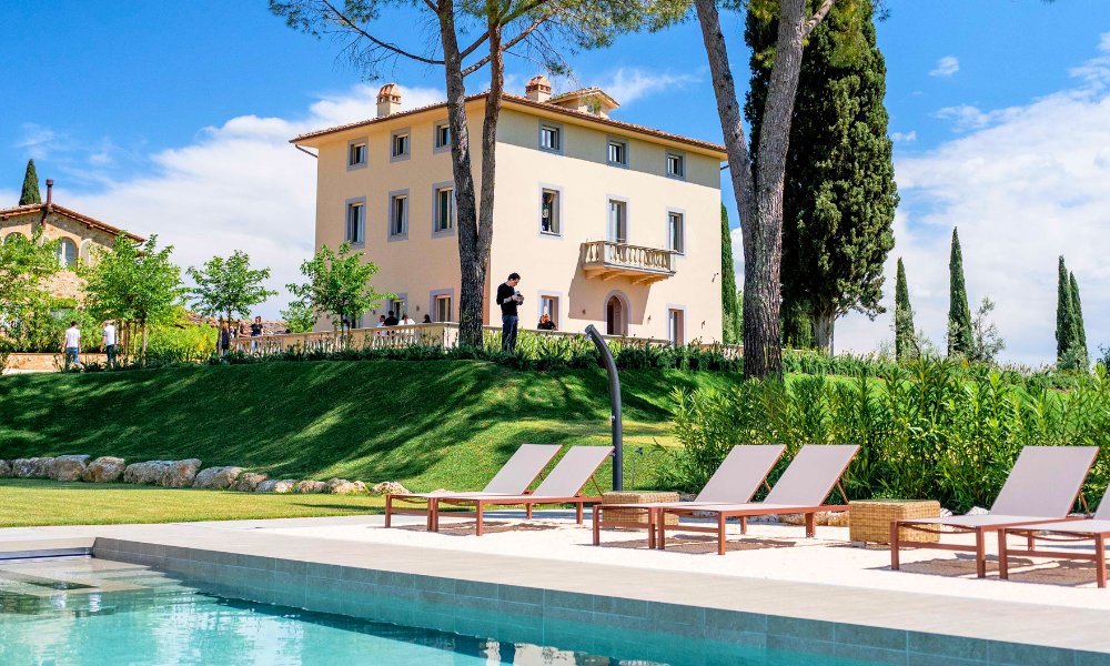 Soggiorno & Degustazione in Wine Resort in Italia Wineries Experience