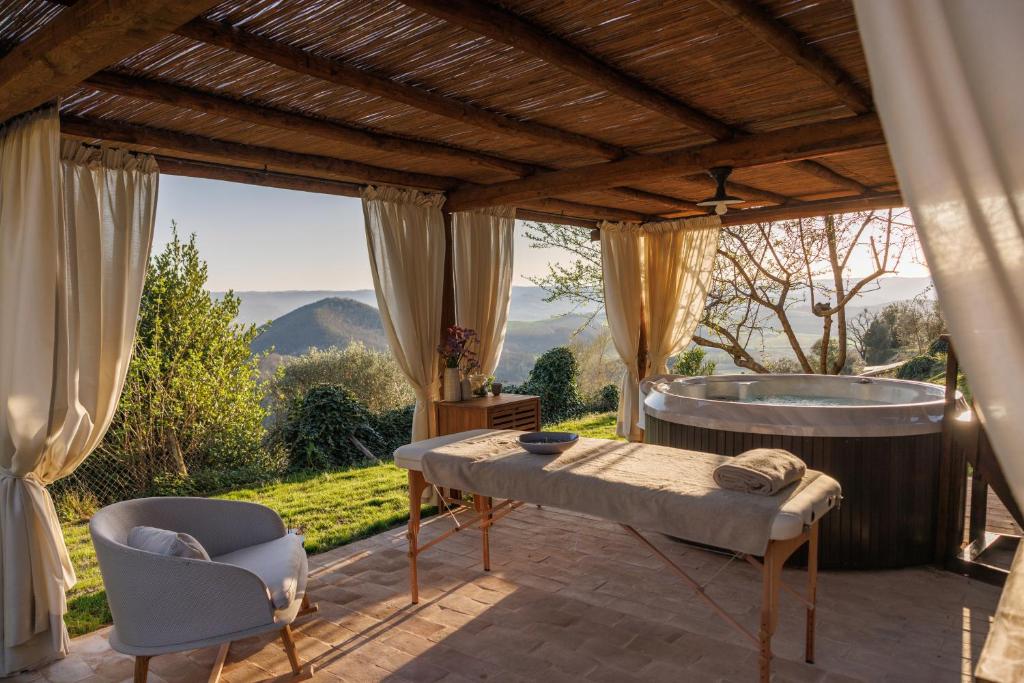 Antichi Casali di Charme - Suite con idromassagio & Degustazione Umbria Antichi Casali di Charme