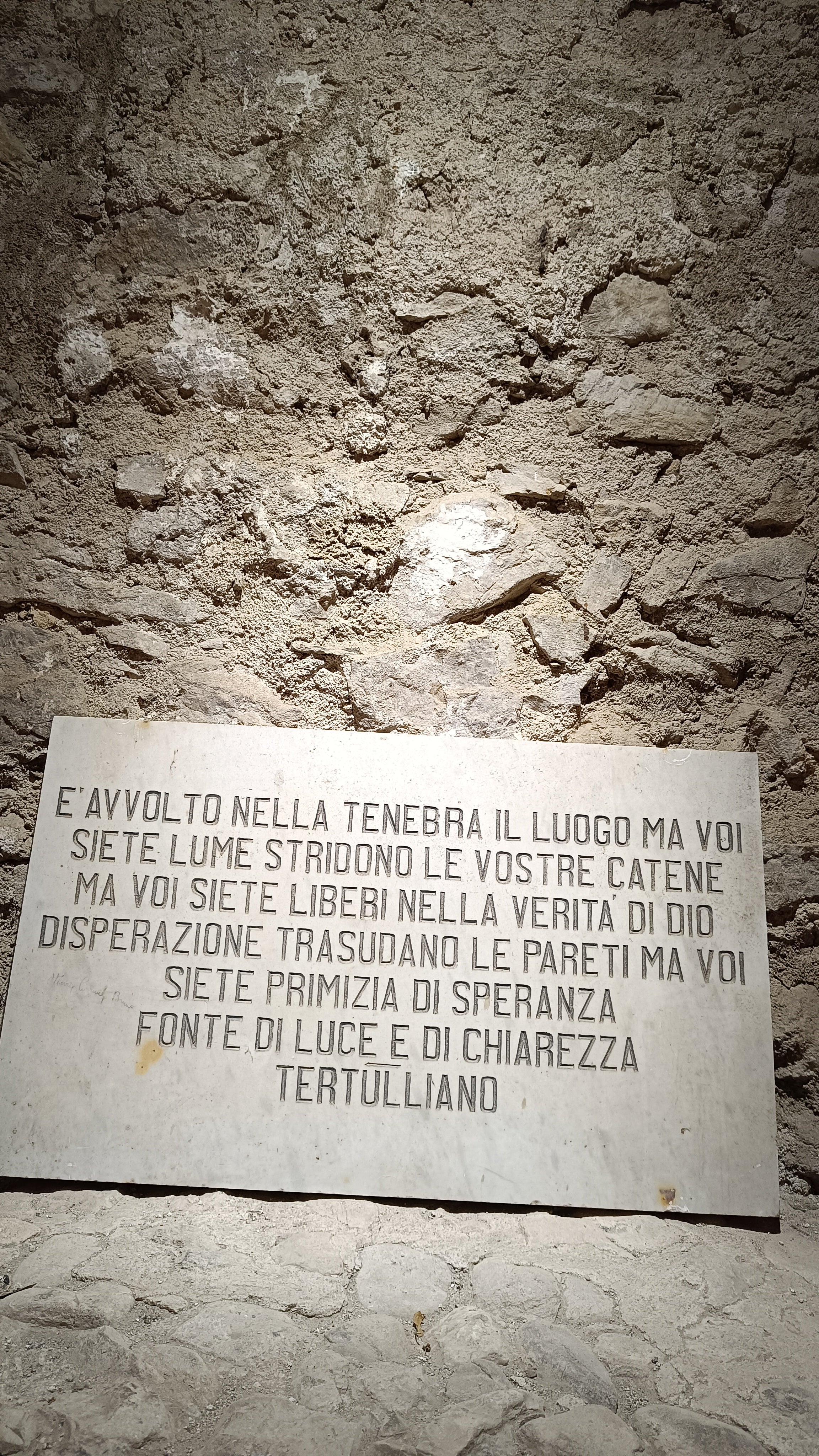 PETRILLO - ESPLORANDO IL BORGO DI MONTEFUSCO Campania Petrillo