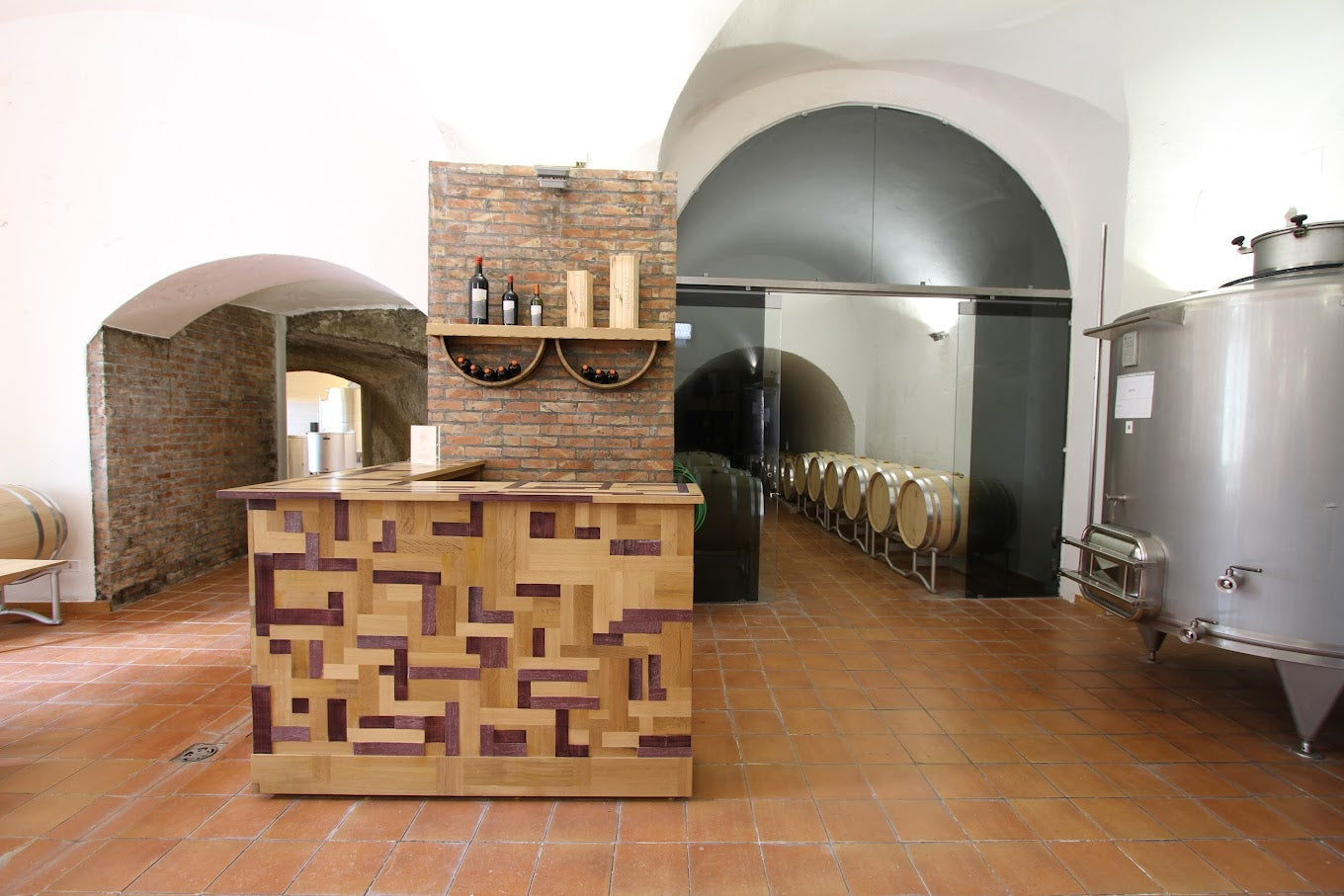 Elena Fucci - Discover Titolo World & Old Vintage Basilicata Elena Fucci