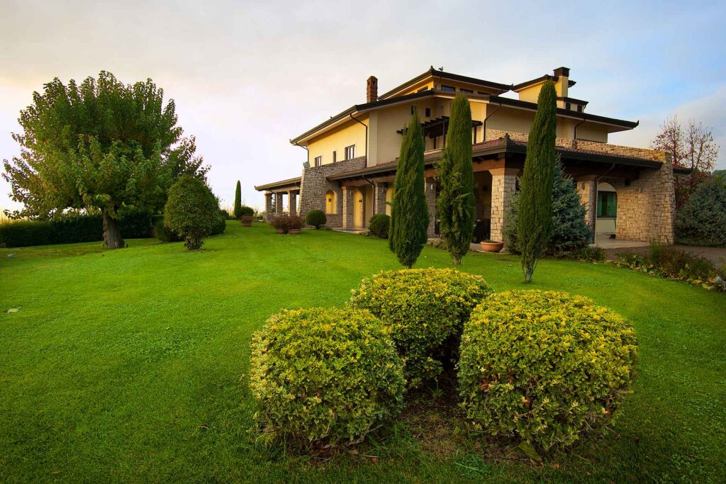 Mastroberardino - Soggiorno e Degustazione Campania Mastroberardino