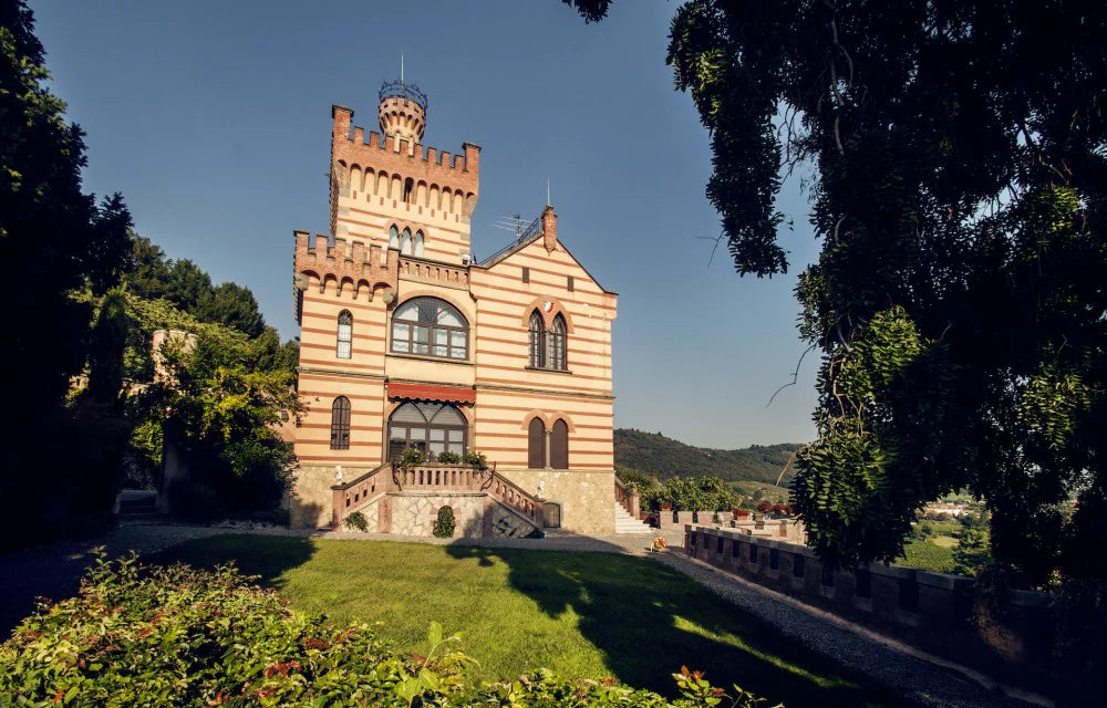 Castello Bonomi - Degustazione Cuvée1564 con Erbamat Lombardia Castello Bonomi