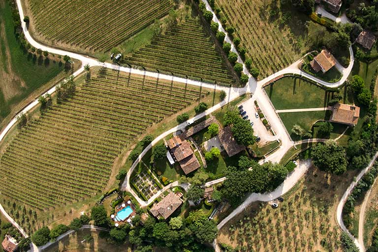 Tenuta Santi Giacomo e Filippo - Le Annate Marche Tenuta Santi Giacomo e Filippo