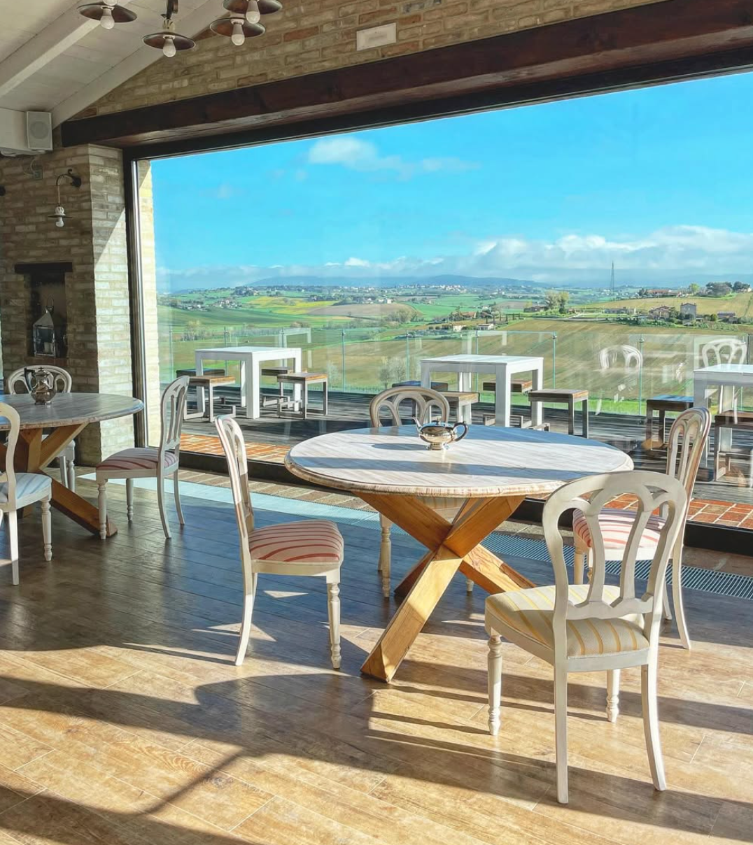 Tenuta dei Mori - Soggiorno 2 notti con Piscina Privata & Degustazione - "Olivo" Umbria Tenuta dei Mori