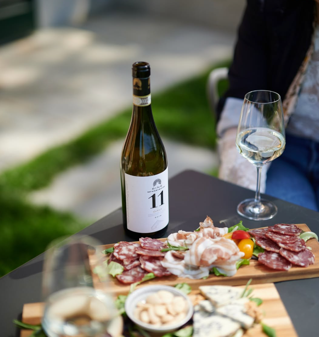 Cascina Binè - Soggiorno & Cena in Cantina Piemonte Cascina Binè